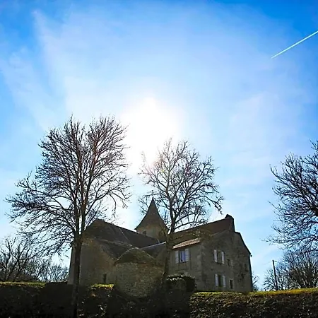 Les Roulottes Du Lot Bed & Breakfast