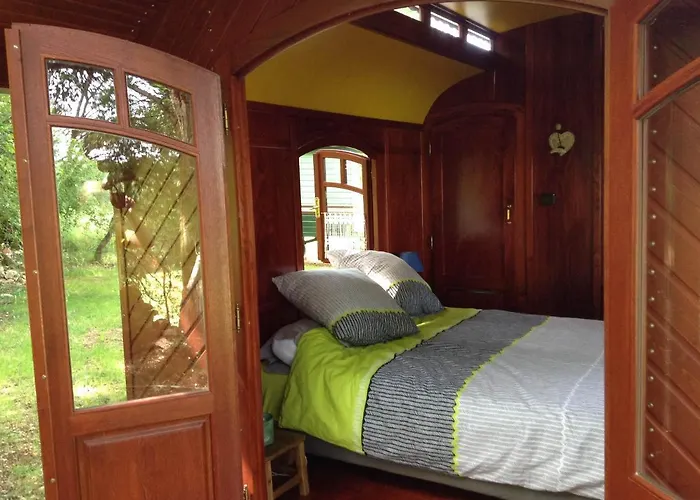 Nocleg ze śniadaniem Les Roulottes Du Lot