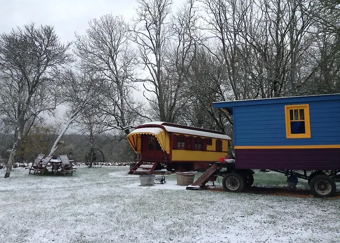 住宿加早餐酒店 Les Roulottes Du Lot 格拉马